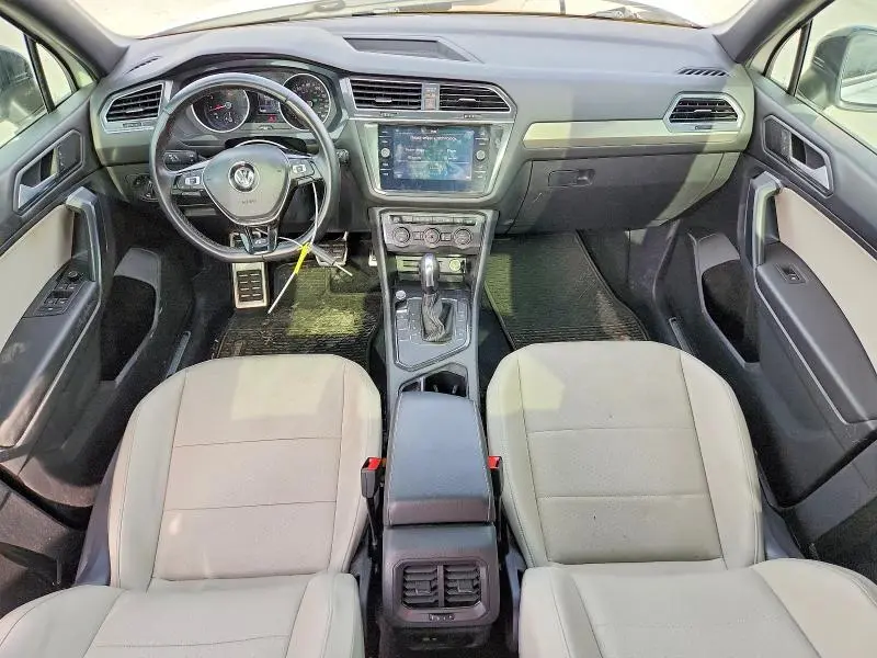 2021 VOLKSWAGEN TIGUAN SE  