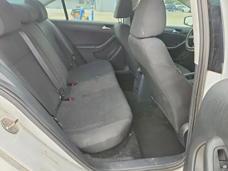 2015 VOLKSWAGEN JETTA BASE  