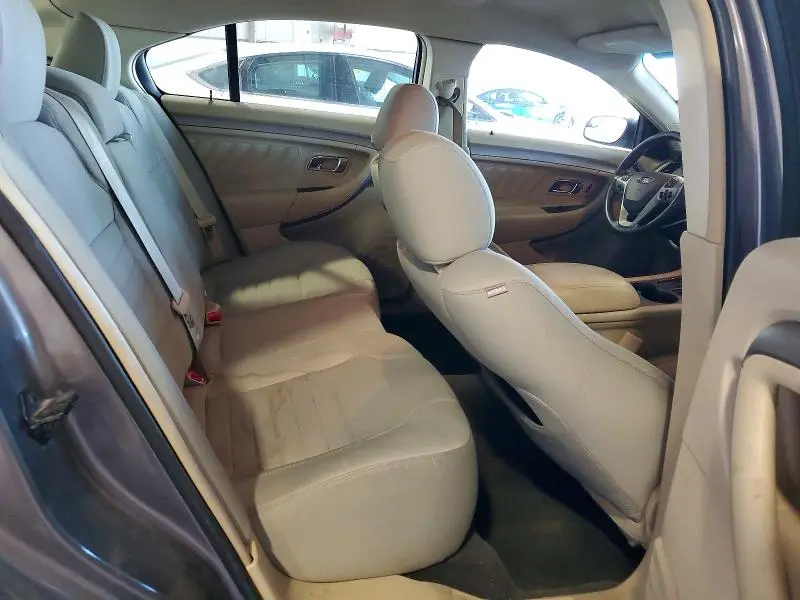 2014 FORD TAURUS SE  