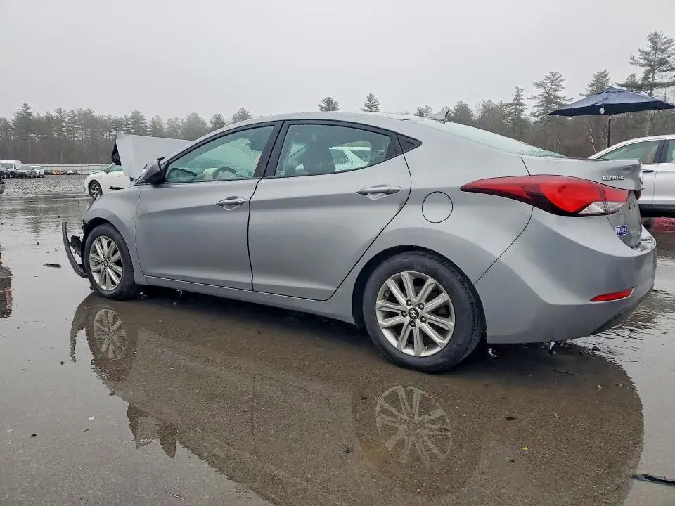 2015 HYUNDAI ELANTRA SE  