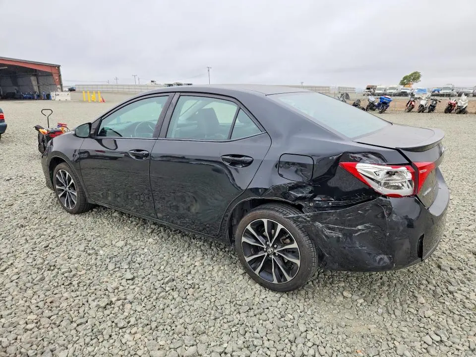 2017 TOYOTA COROLLA SE  
