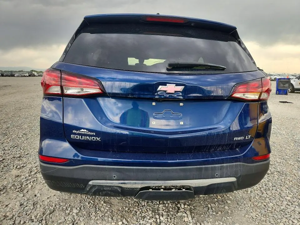 2022 CHEVROLET EQUINOX LT  