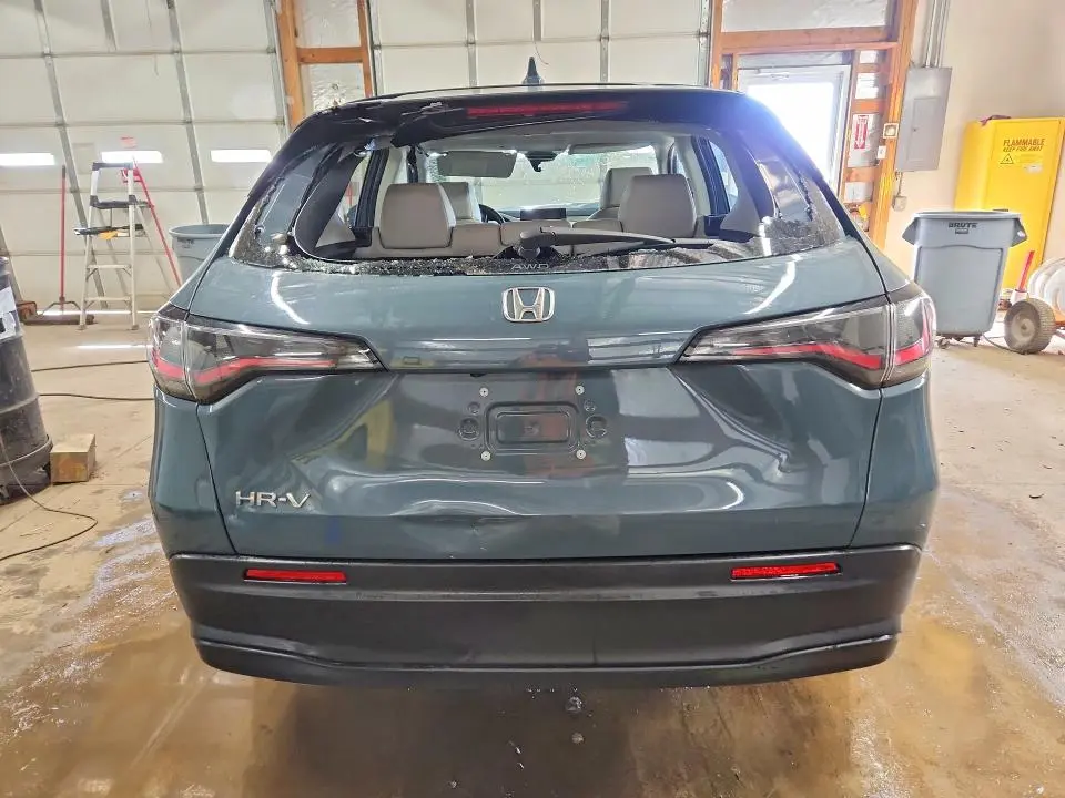 2024 HONDA HR-V LX  