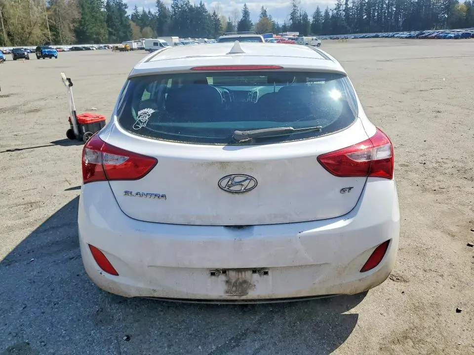 2013 HYUNDAI ELANTRA GT BASE  