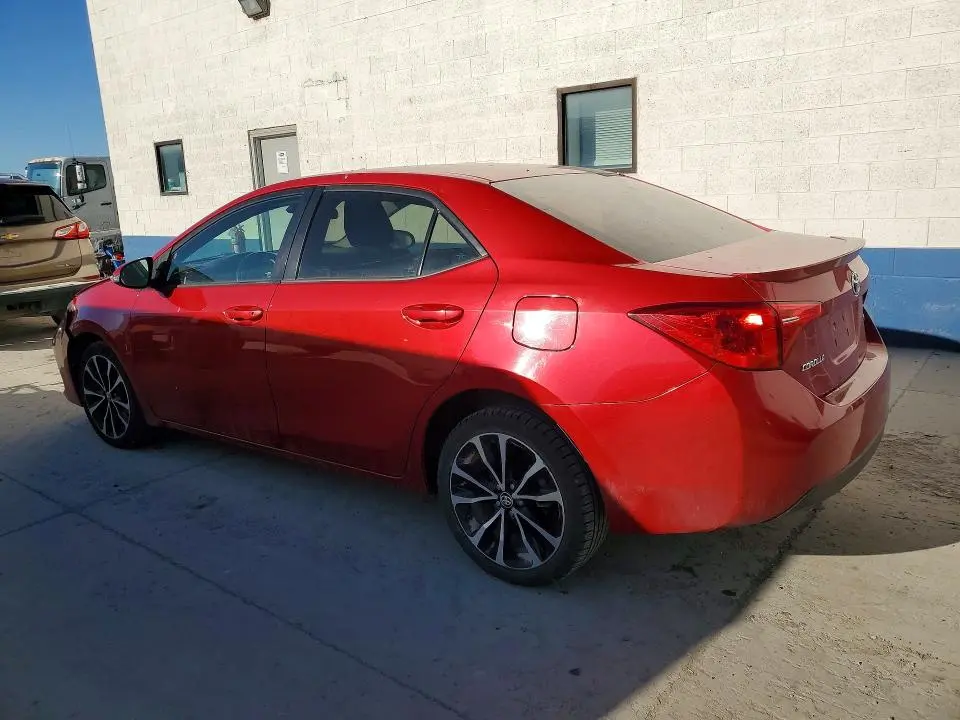 2017 TOYOTA COROLLA SE  