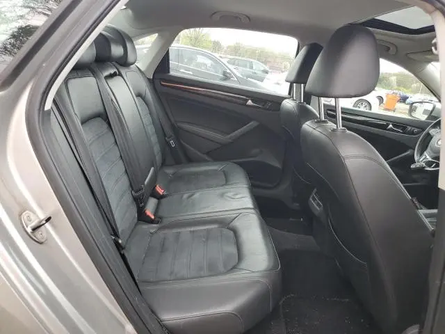 2014 VOLKSWAGEN PASSAT SEL  