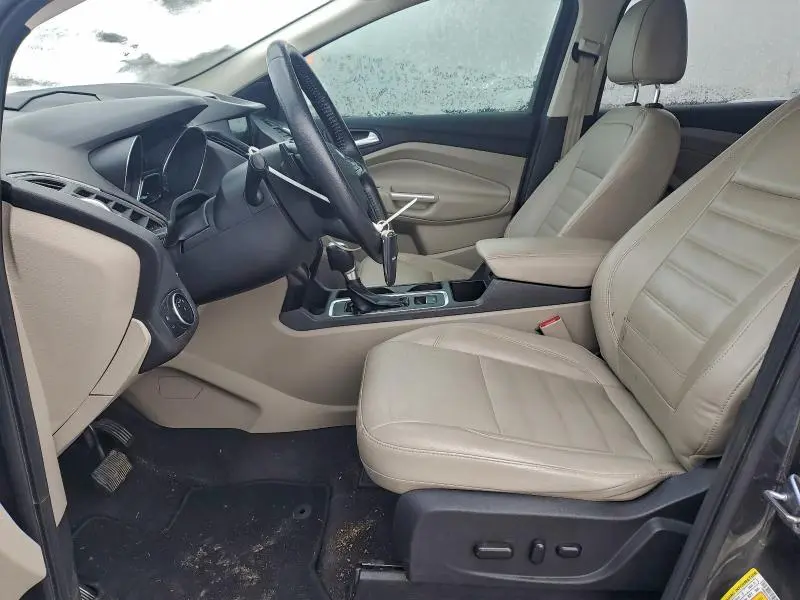 2017 FORD ESCAPE TITANIUM  