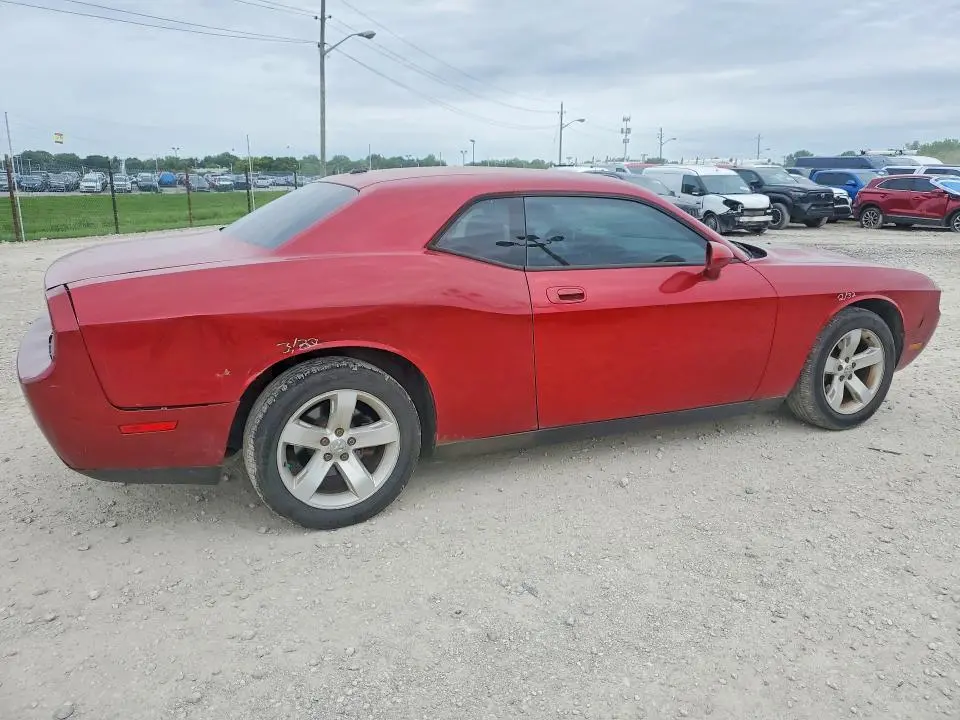 2010 DODGE CHALLENGER SE  