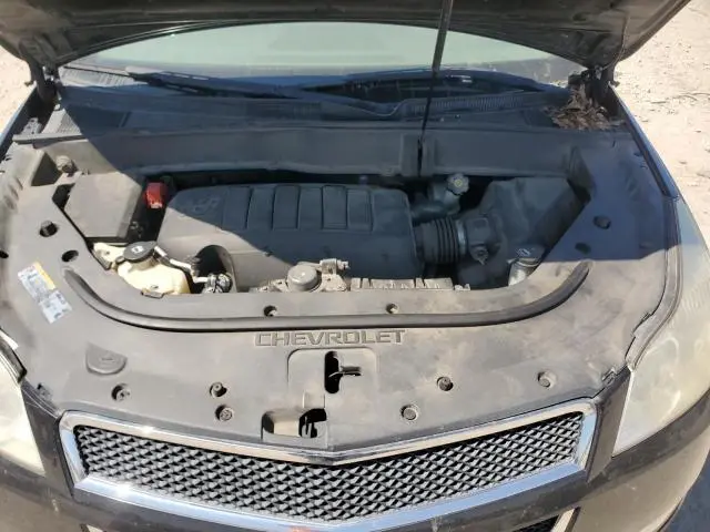 2011 CHEVROLET TRAVERSE LT  