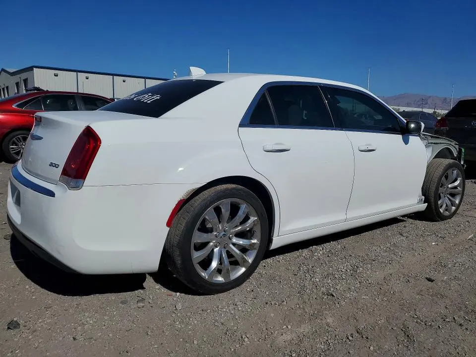 2019 CHRYSLER 300 TOURING  