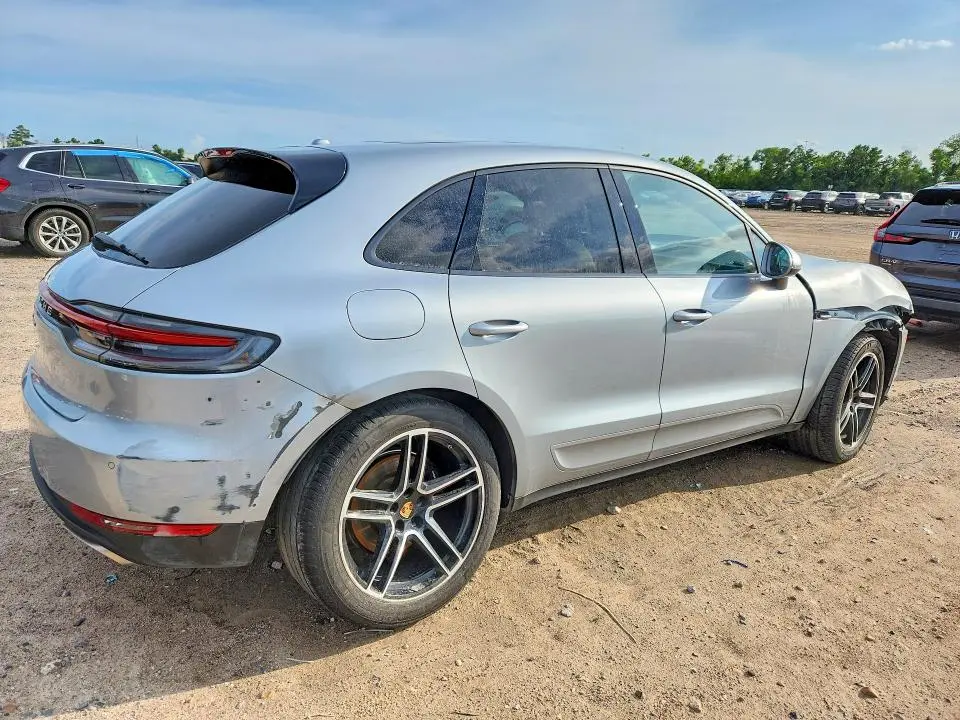 2020 PORSCHE MACAN   