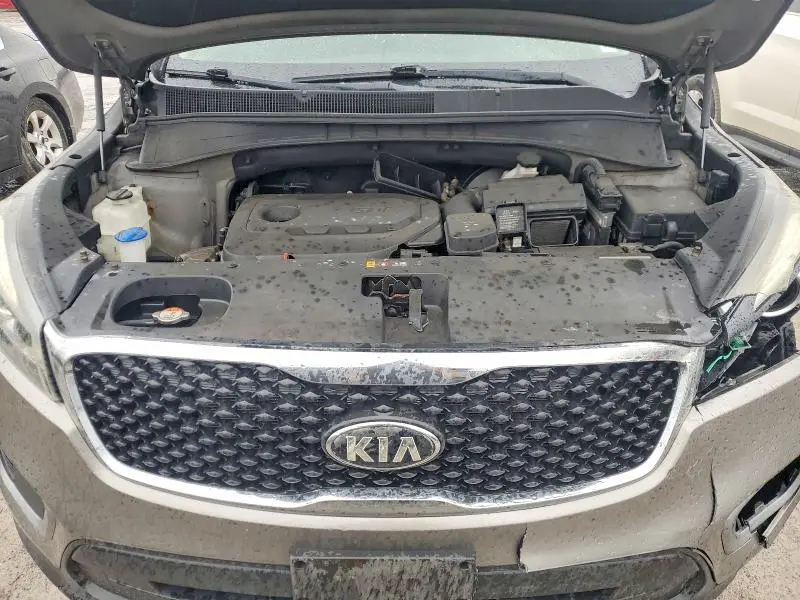 2016 KIA SORENTO LX  