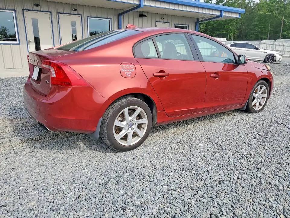 2014 VOLVO S60 T5  