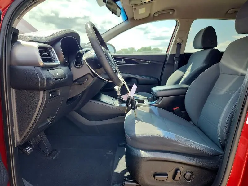 2019 KIA SORENTO LX V6  