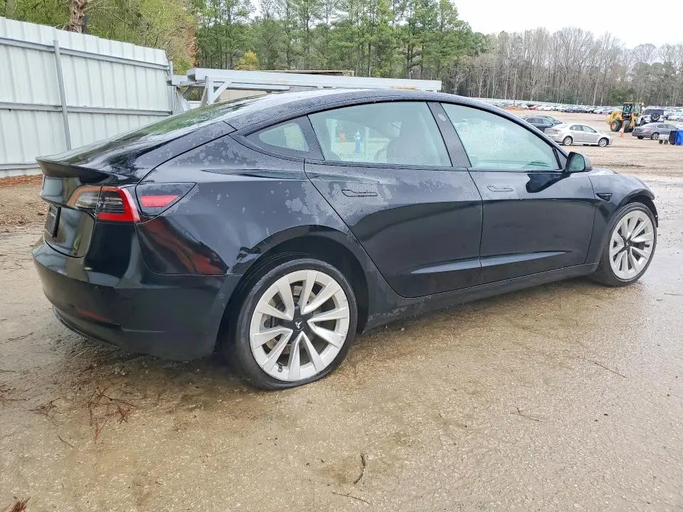 2022 TESLA MODEL 3   