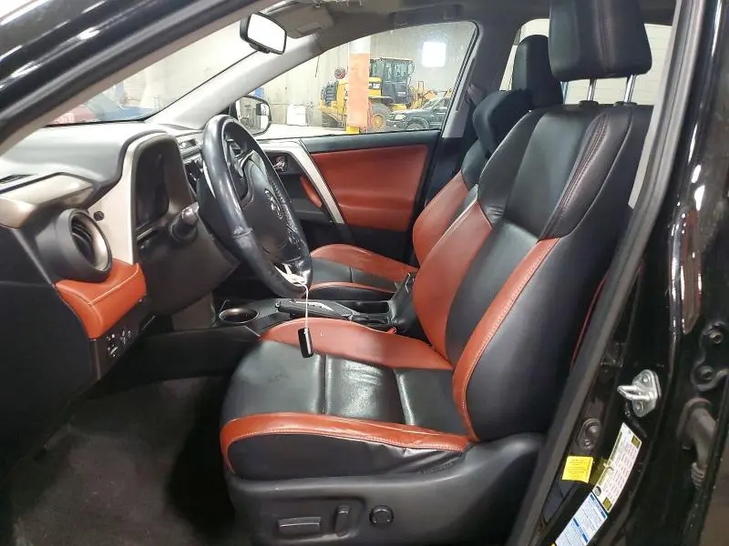 2015 TOYOTA RAV4 LIMITED  