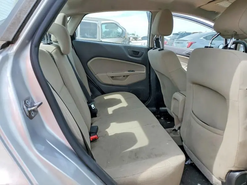 2018 FORD FIESTA SE  
