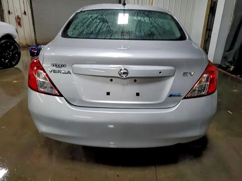 2012 NISSAN VERSA S  