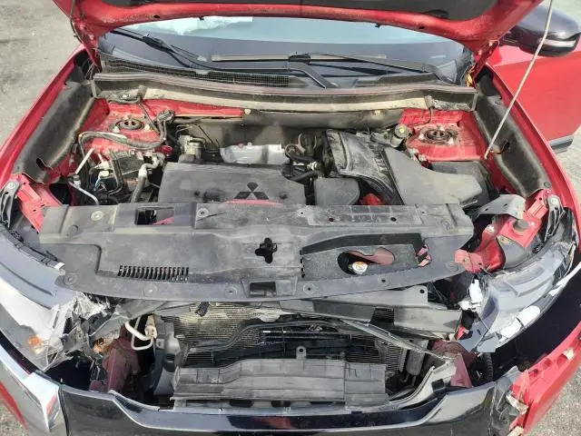 2018 MITSUBISHI OUTLANDER SE  