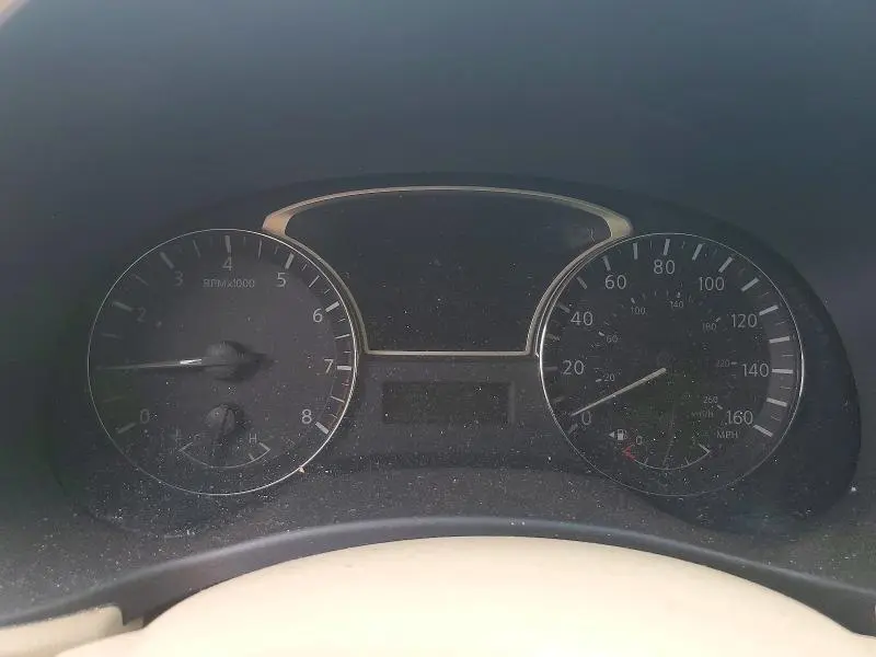 2015 NISSAN PATHFINDER SV  