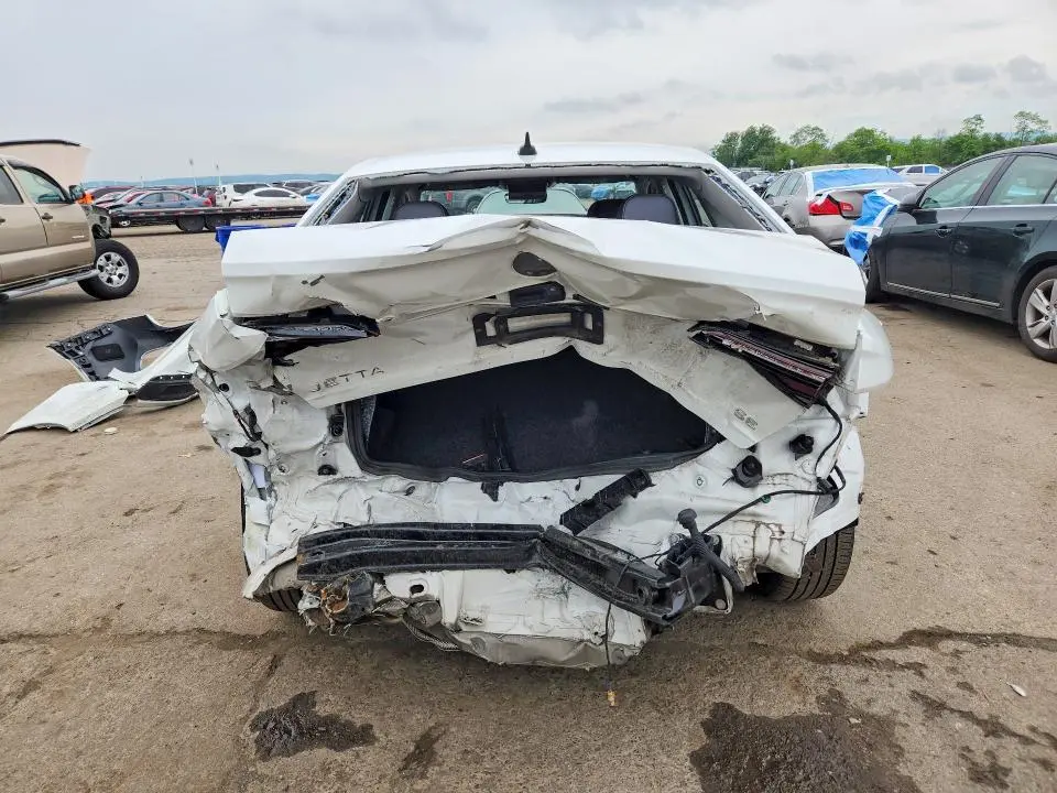 2022 VOLKSWAGEN JETTA SE  