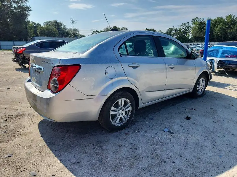 2015 CHEVROLET SONIC LT  