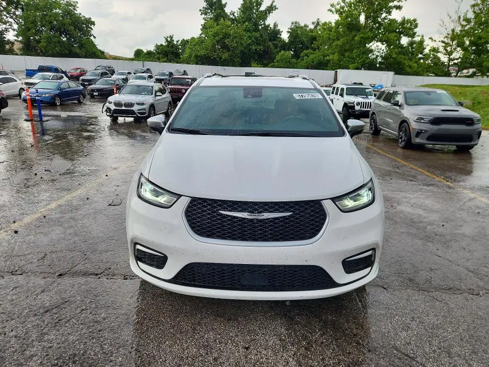 2023 CHRYSLER PACIFICA HYBRID PINNACLE  