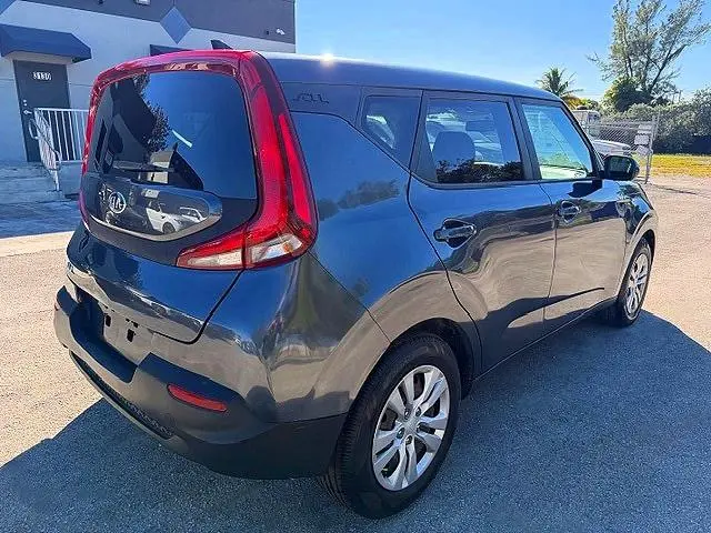 2020 KIA SOUL LX  