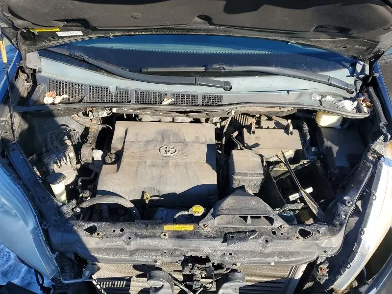 2014 TOYOTA SIENNA XLE  