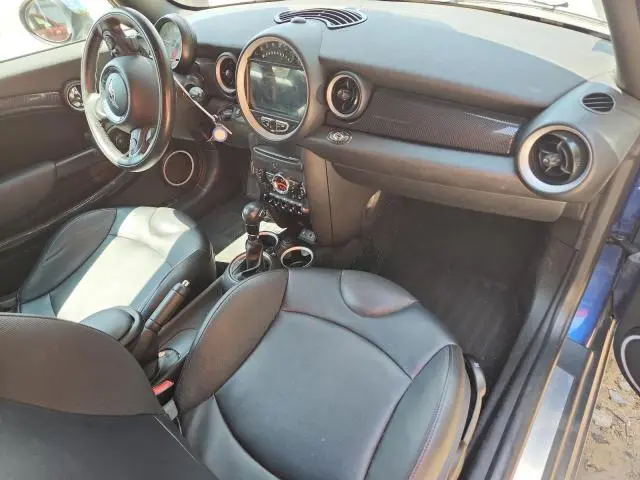 2015 MINI COOPER S  