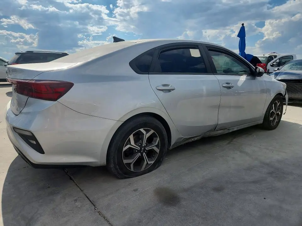 2020 KIA FORTE LXS  