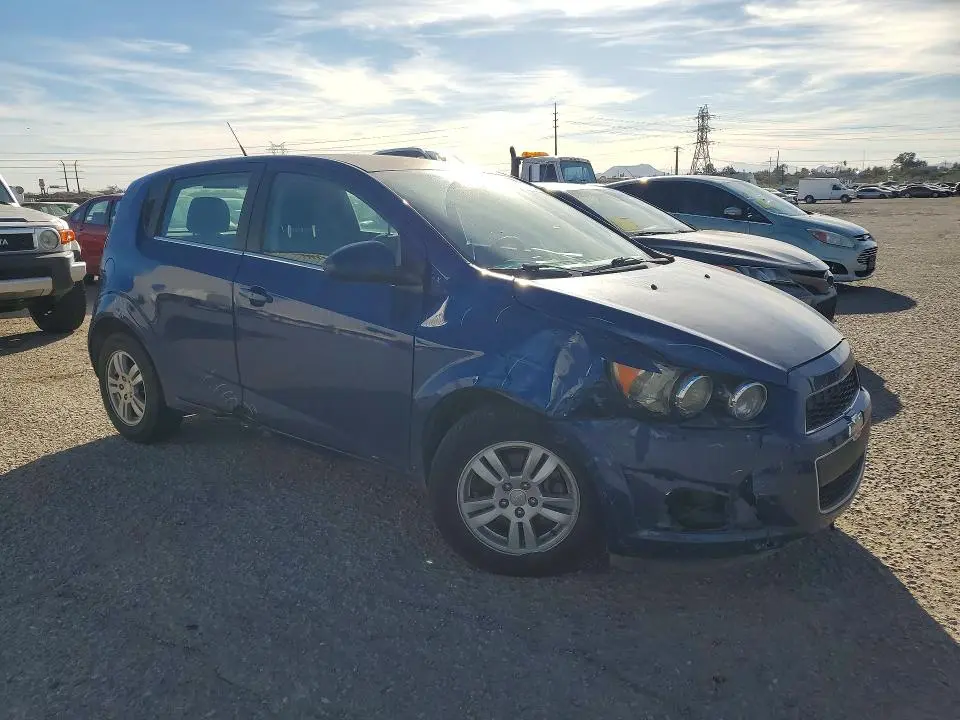 2013 CHEVROLET SONIC LT  