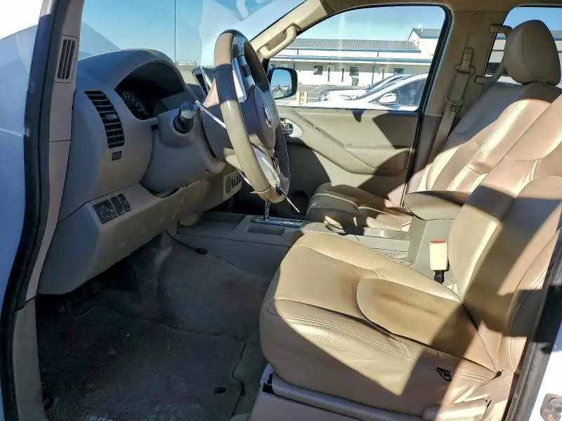 2014 NISSAN FRONTIER S  