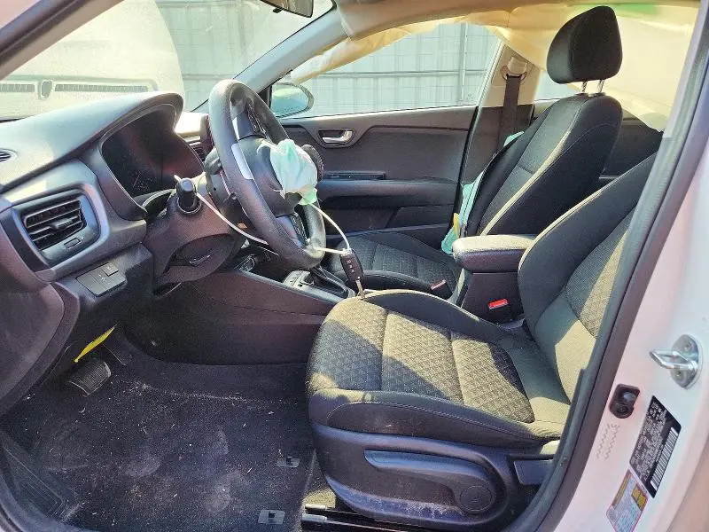 2021 KIA RIO S  