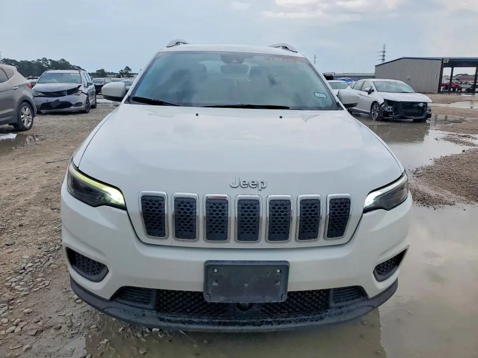 2021 JEEP CHEROKEE LATITUDE  