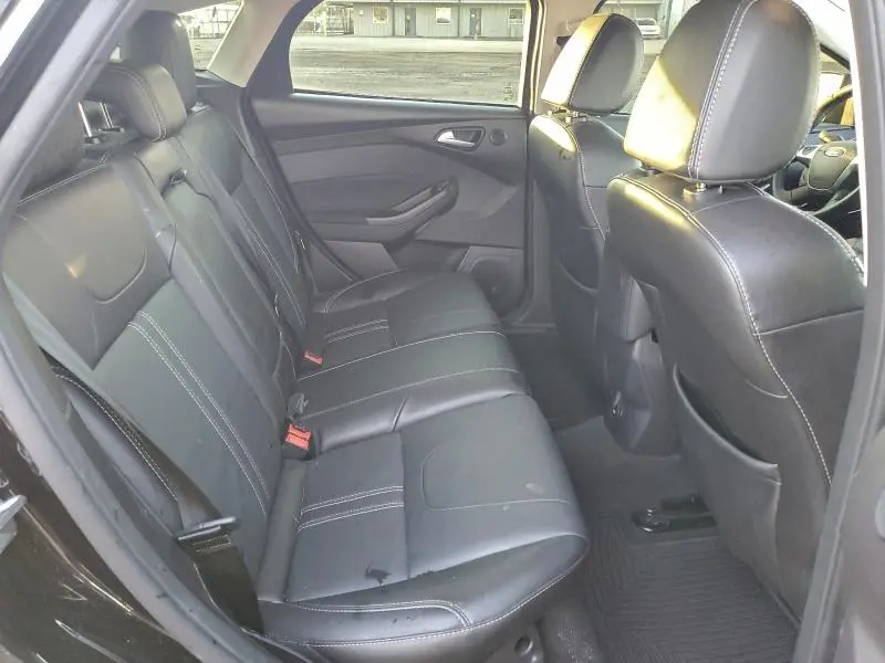 2014 FORD FOCUS TITANIUM  