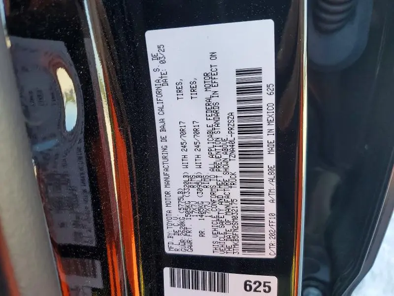 2025 TOYOTA TACOMA SR5  