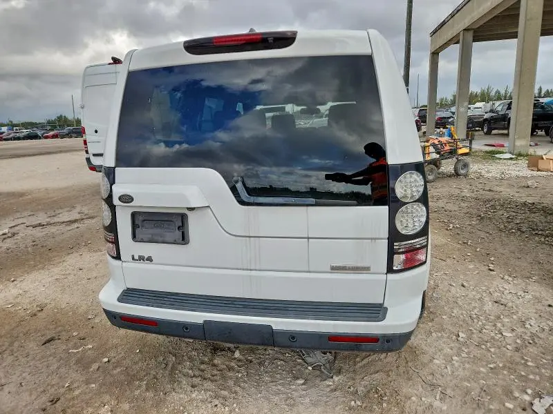 2016 LAND ROVER LR4 HSE LUXURY  