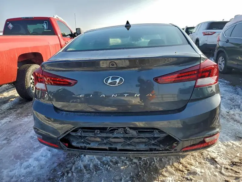 2020 HYUNDAI ELANTRA SEL  