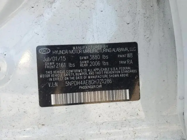 2016 HYUNDAI ELANTRA SE  