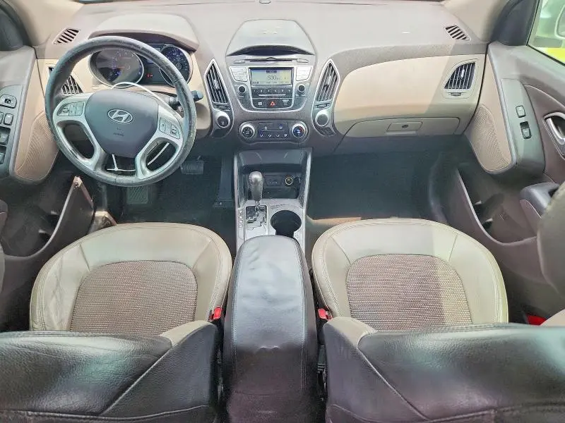 2012 HYUNDAI TUCSON GLS  