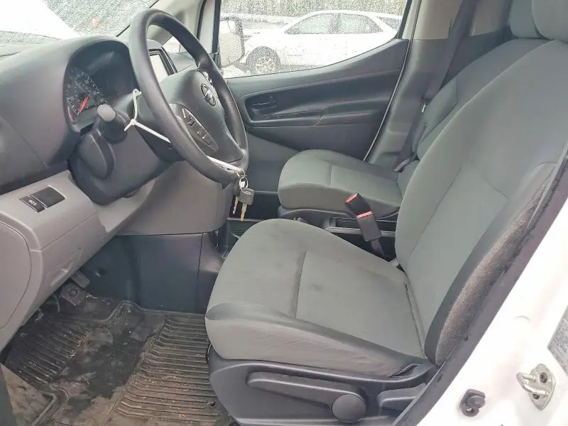 2021 NISSAN NV200 S  