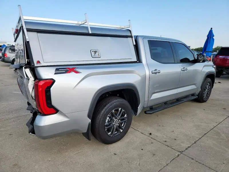 2024 TOYOTA TUNDRA CREWMAX SR  