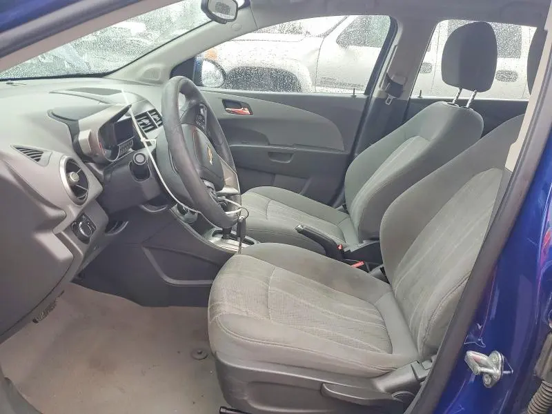 2014 CHEVROLET SONIC LT  