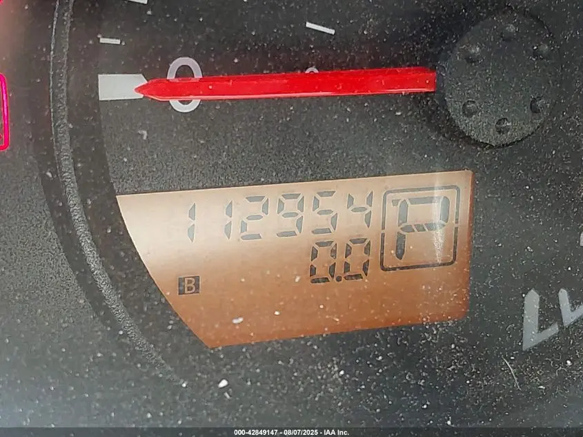 2010 NISSAN FRONTIER SE