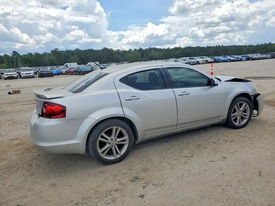 2011 DODGE AVENGER MAINSTREET  