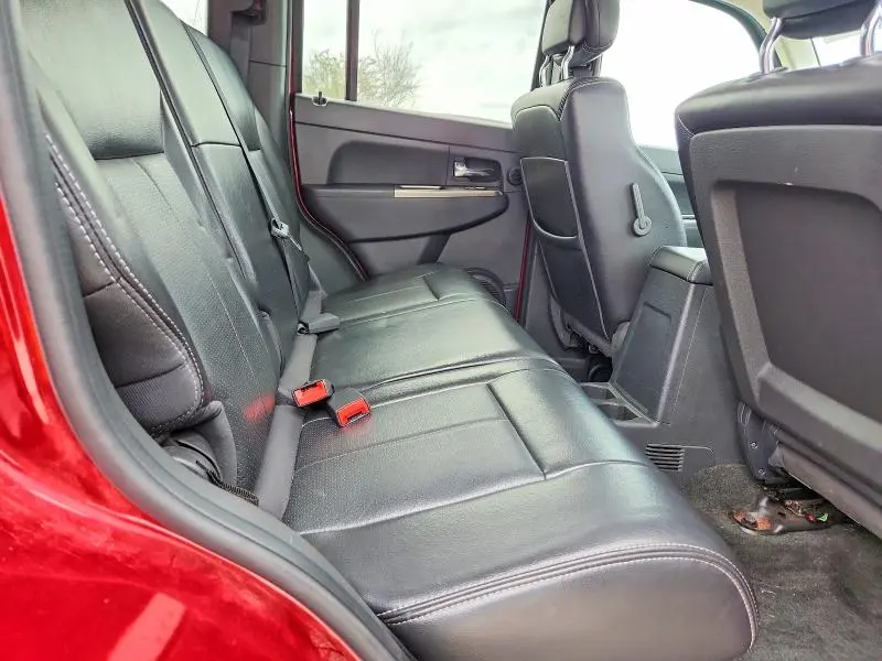 2012 JEEP LIBERTY JET  