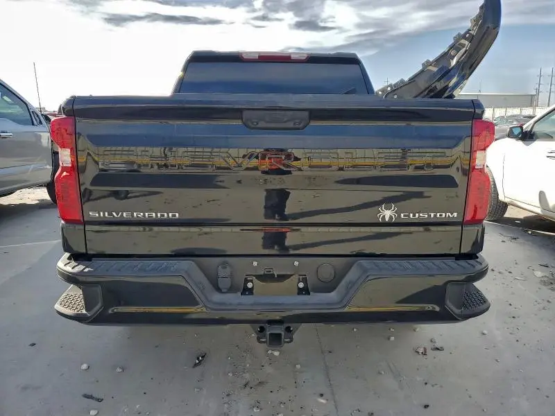 2024 CHEVROLET SILVERADO C1500 CUSTOM  