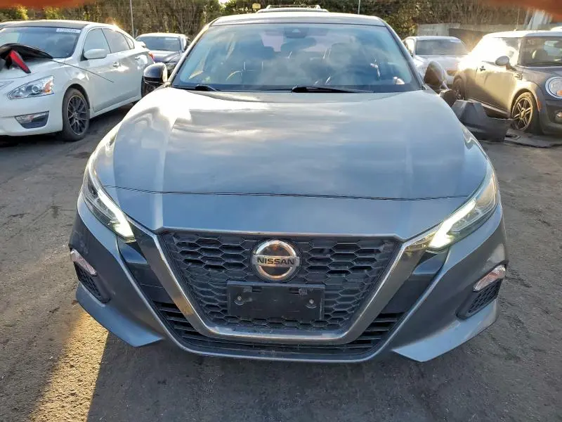 2020 NISSAN ALTIMA SR  