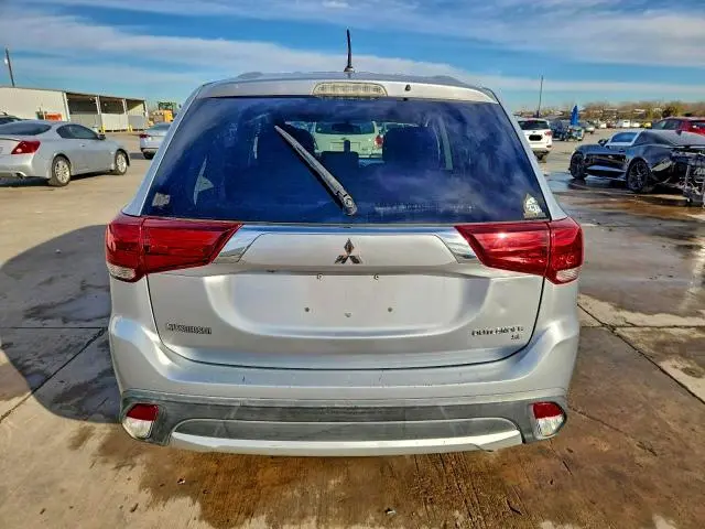 2016 MITSUBISHI OUTLANDER SE  
